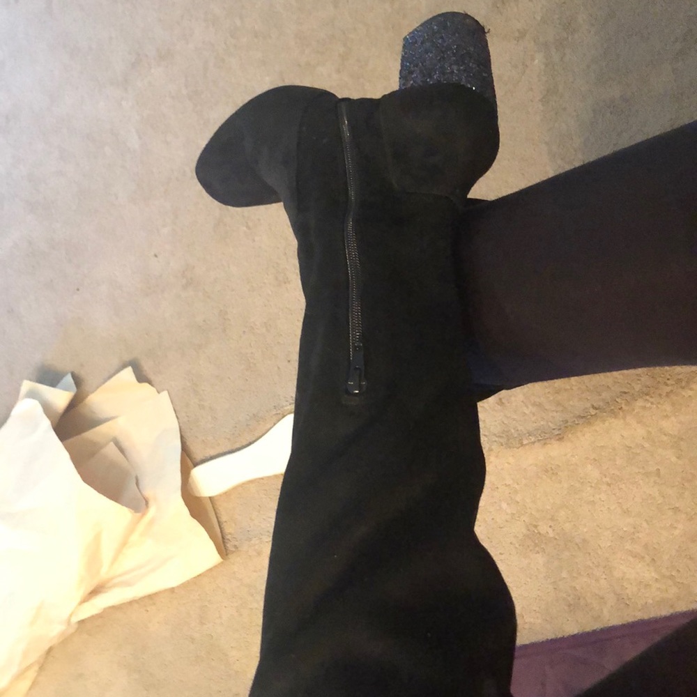 Knee high Boots